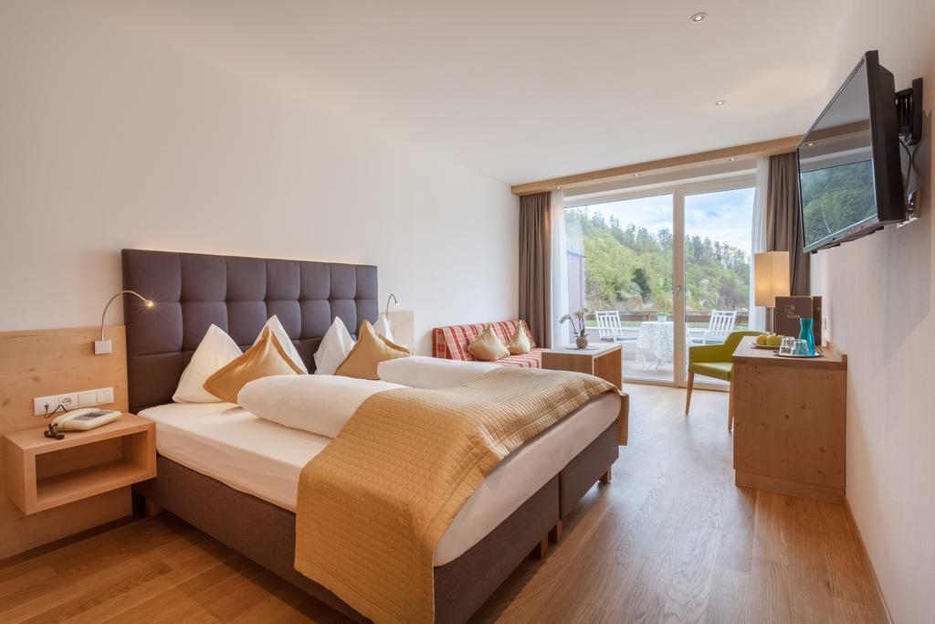 Hotel Kiendl Скена Экстерьер фото